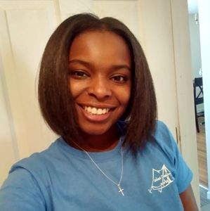 Meet your Posher, Laila